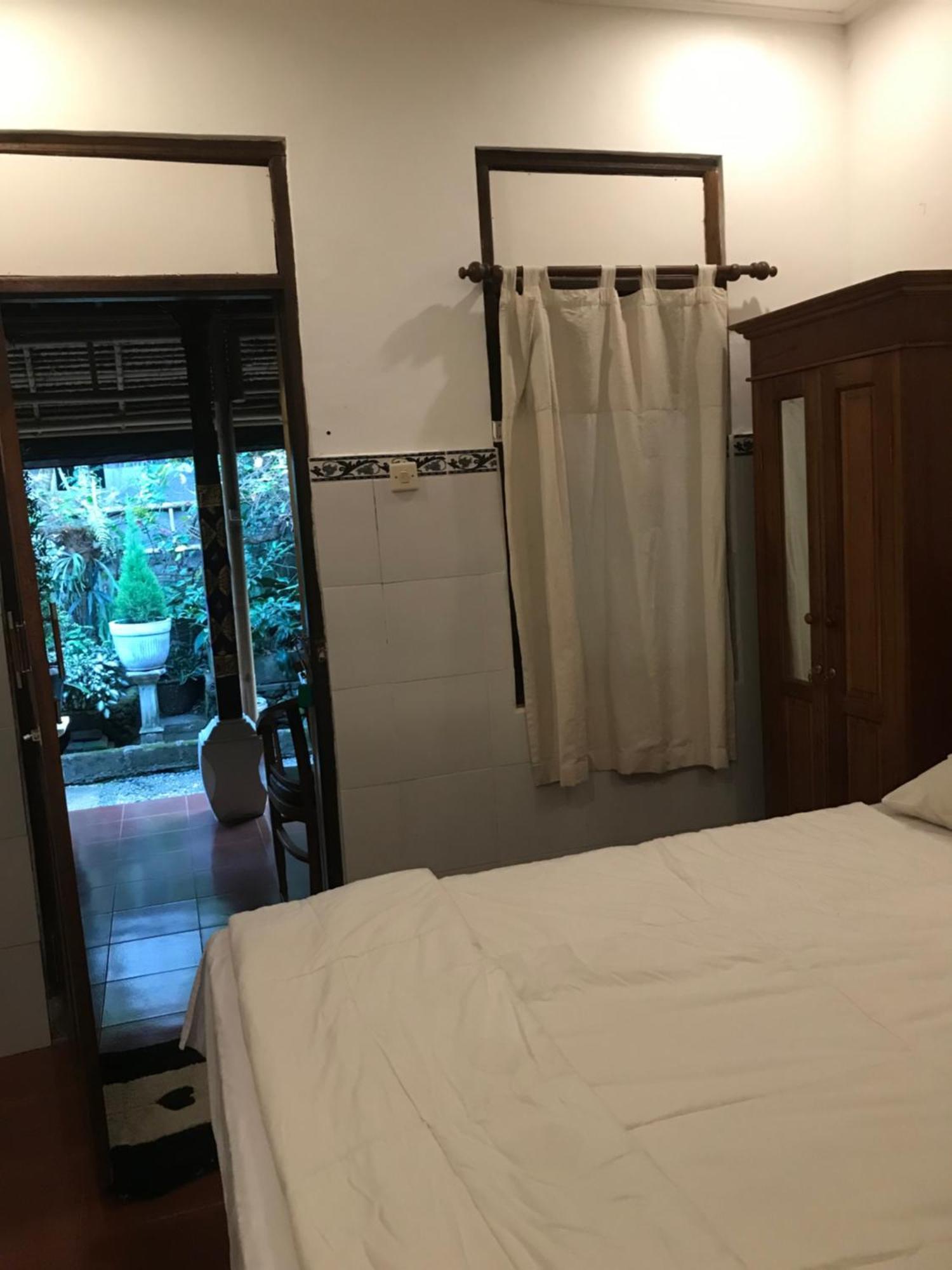 1Bd Guest House In Family Compound1, 15 Minute Walk To Yoga Barn Ubud Eksteriør bilde